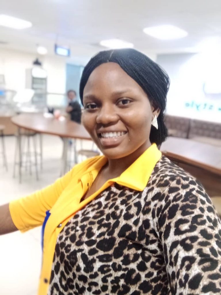 Meet The HoneyDrops Team 4 Meet The HoneyDrops Team ITUNU MARY