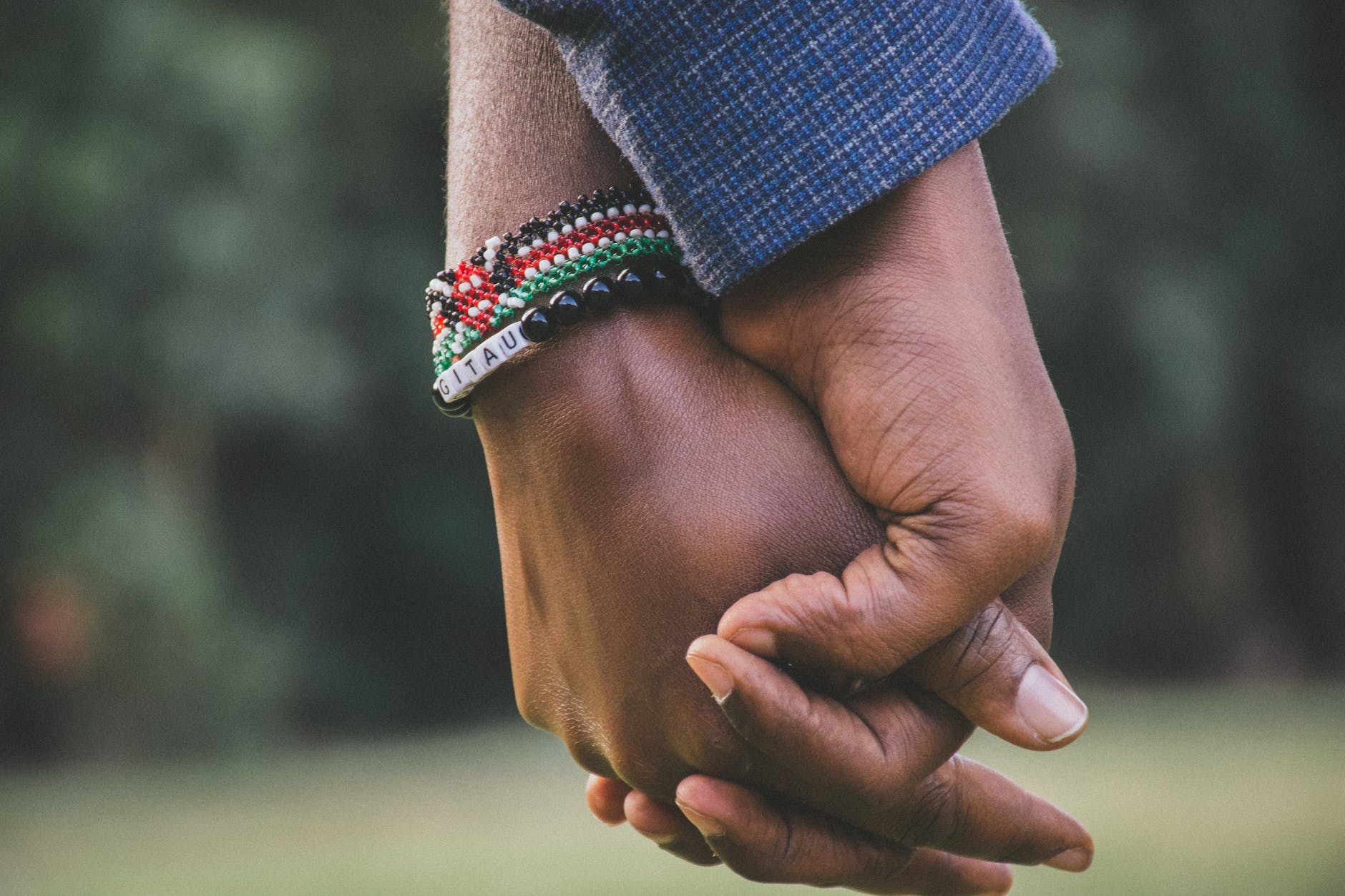 The Pros and Cons of Online Dating