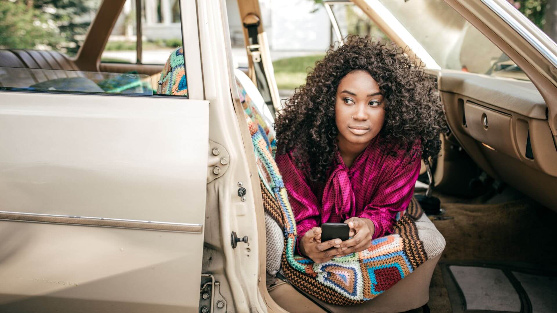 Signs of An Insecure Person in A Relationship