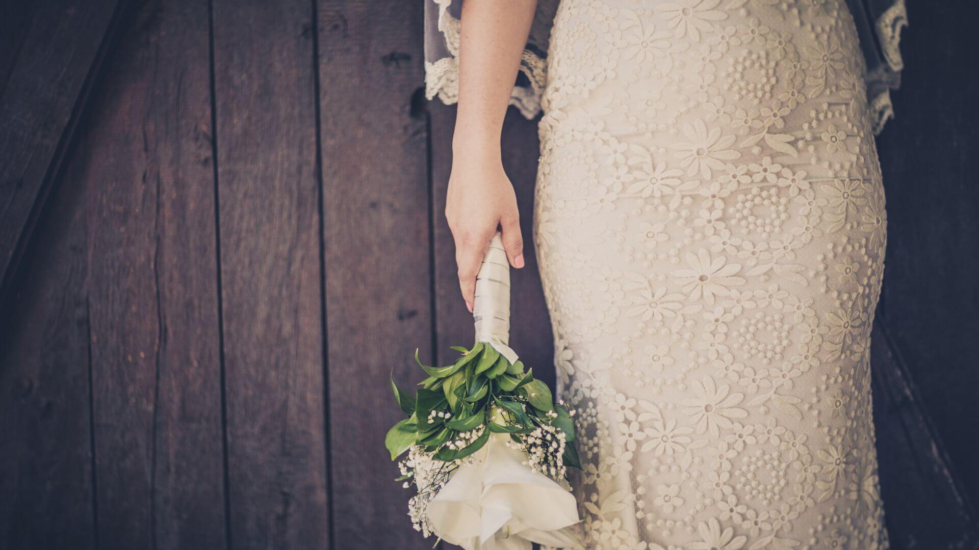 How to Choose A Wedding Dress for Your Shape 4 How to Choose A Wedding Dress for Your Shape