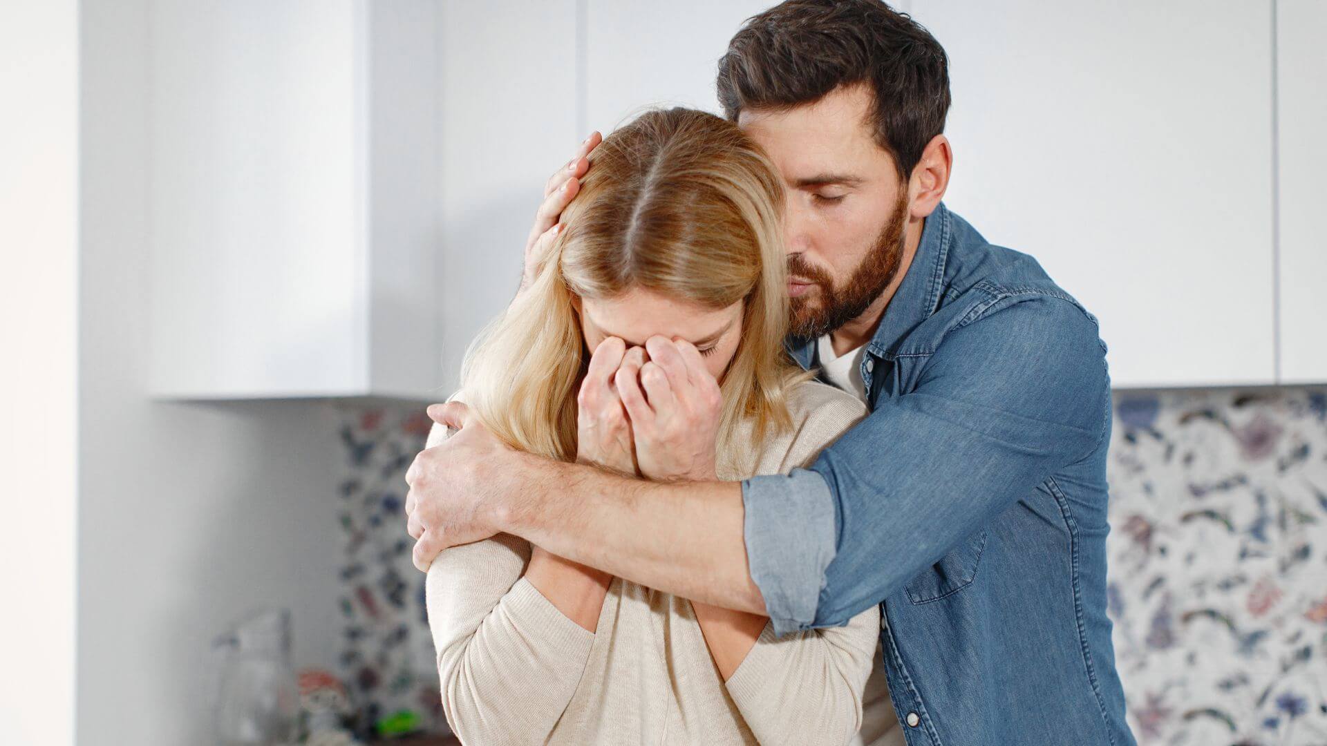 Reasons Why You Feel Bad After Breaking Up 3 Reasons Why You Feel Bad After Breaking Up