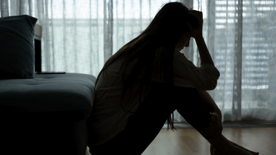 WHAT CAUSES DEPRESSION? 3 WHAT CAUSES DEPRESSION?