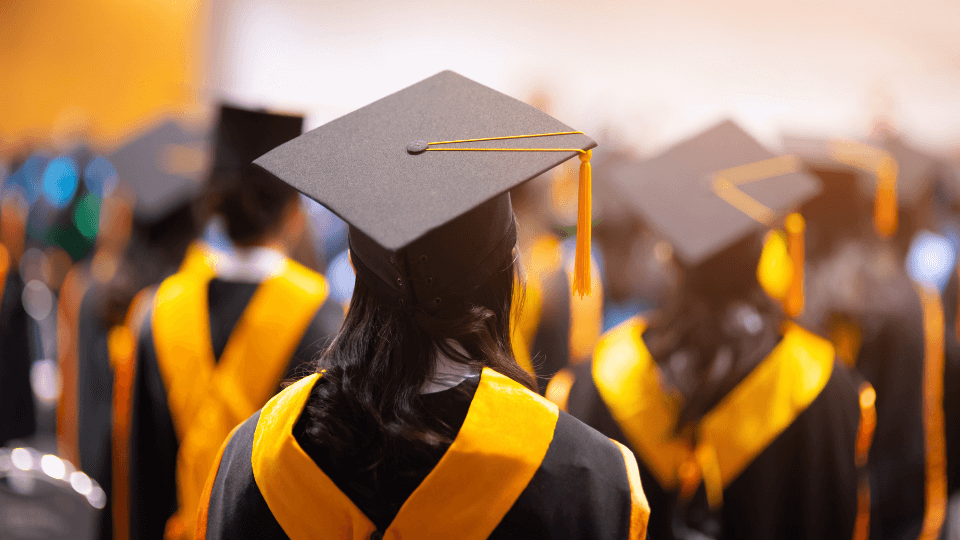 WHAT I DIDN’T QUICKLY REALISE ABOUT GRADUATING 3 WHAT I DIDN’T QUICKLY REALISE ABOUT GRADUATING