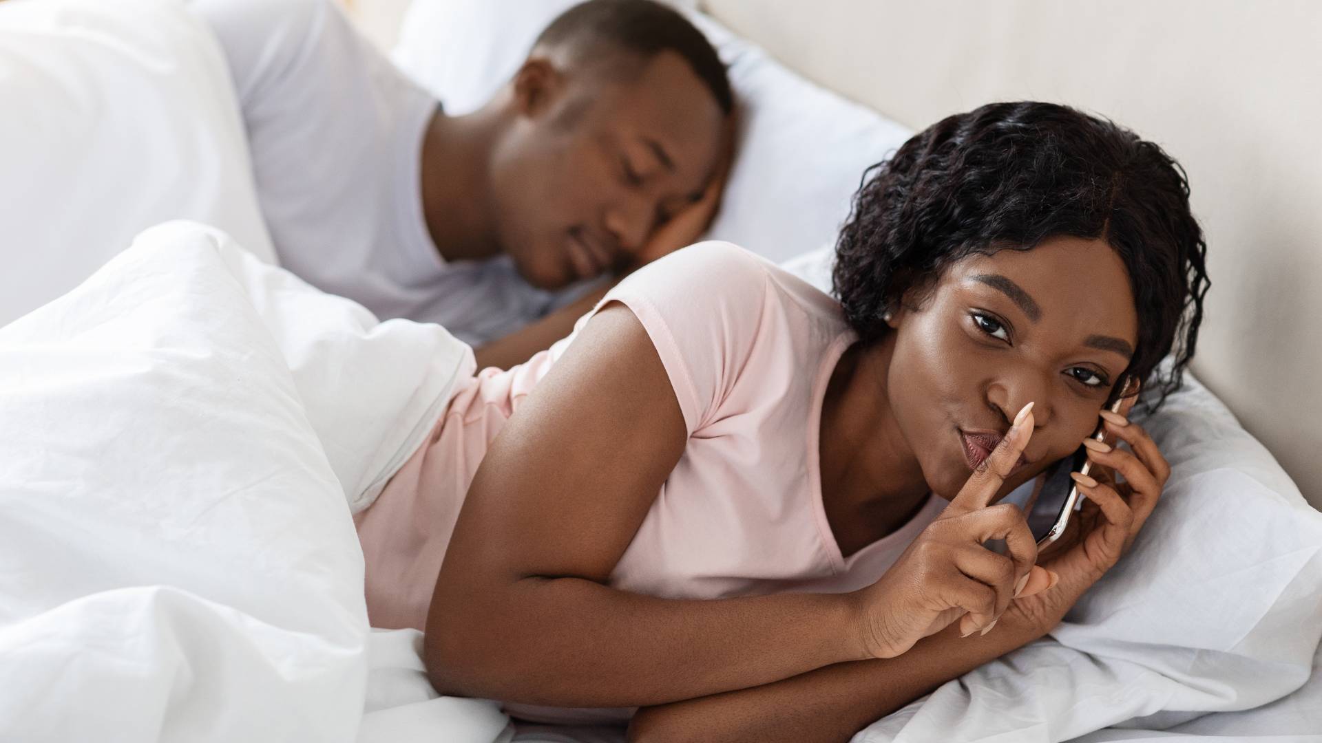 Social Media Signs She is Double Dating